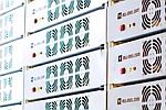 tägliche, wöchentliche und monatliche serverbasierende Datei- und Datenbanksicherungen mit kurzfristiger Replikationsgarantie